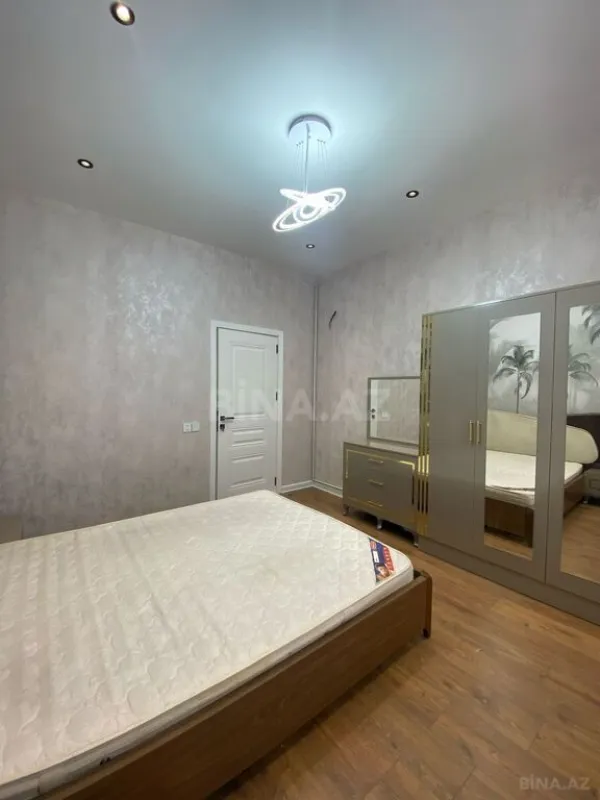 Kirayə verilir 2 otaqlı mənzil 70 m²