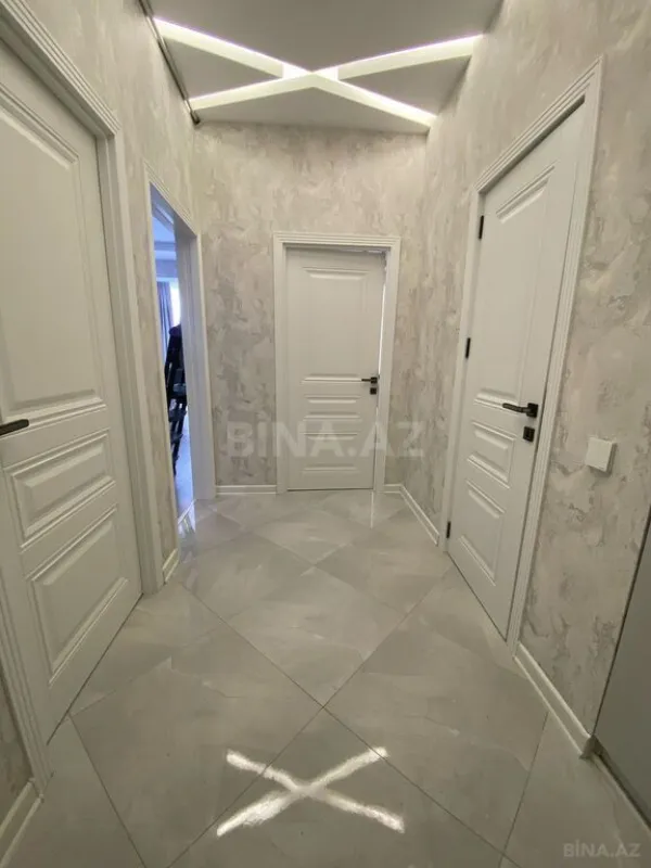 Kirayə verilir 2 otaqlı mənzil 70 m²