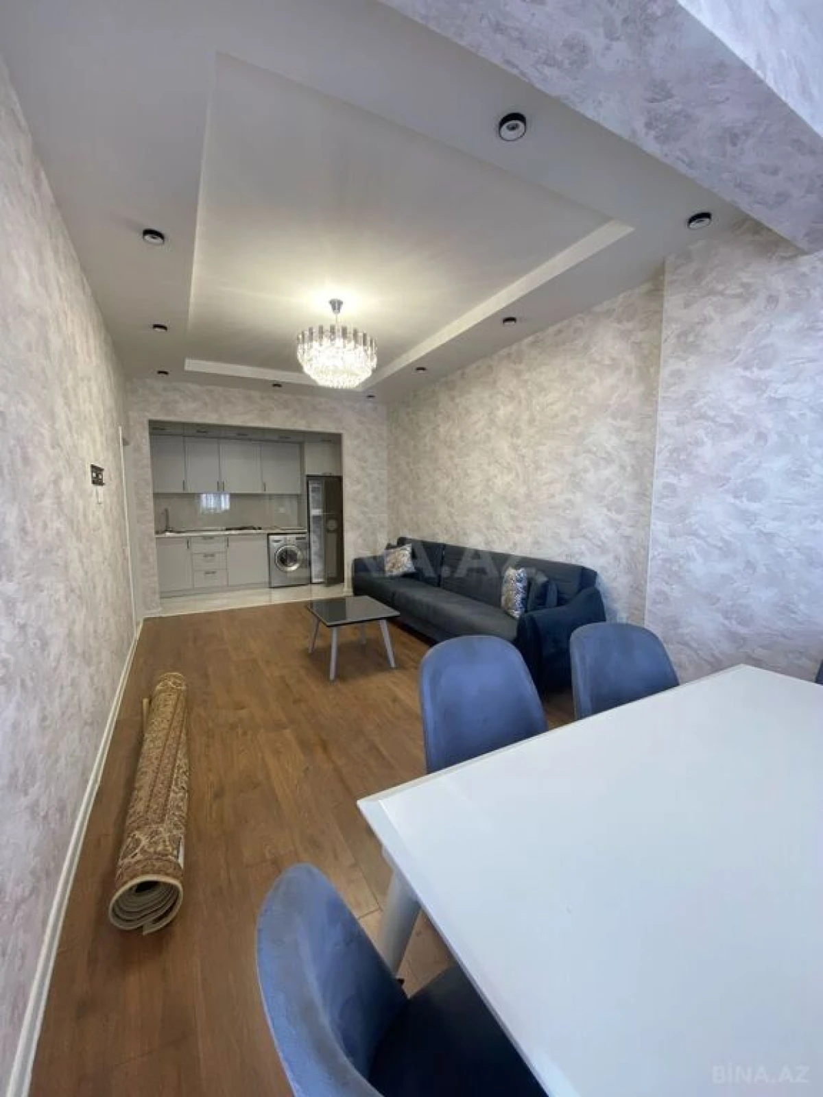 Kirayə verilir 2 otaqlı mənzil 70 m²