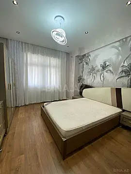 Kirayə verilir 2 otaqlı mənzil 70 m²