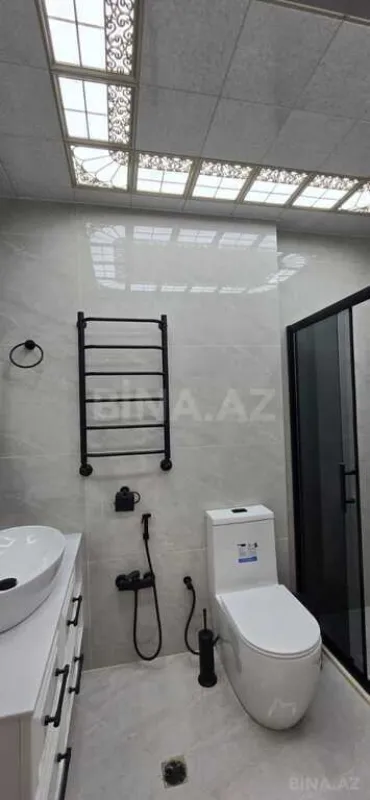 Satılır 3 otaqlı mənzil 141 m²