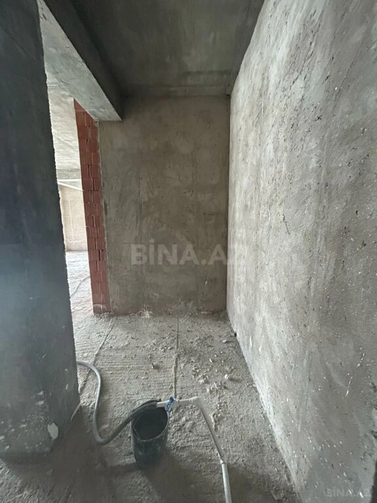 Satılır 3 otaqlı mənzil 133.4 m²