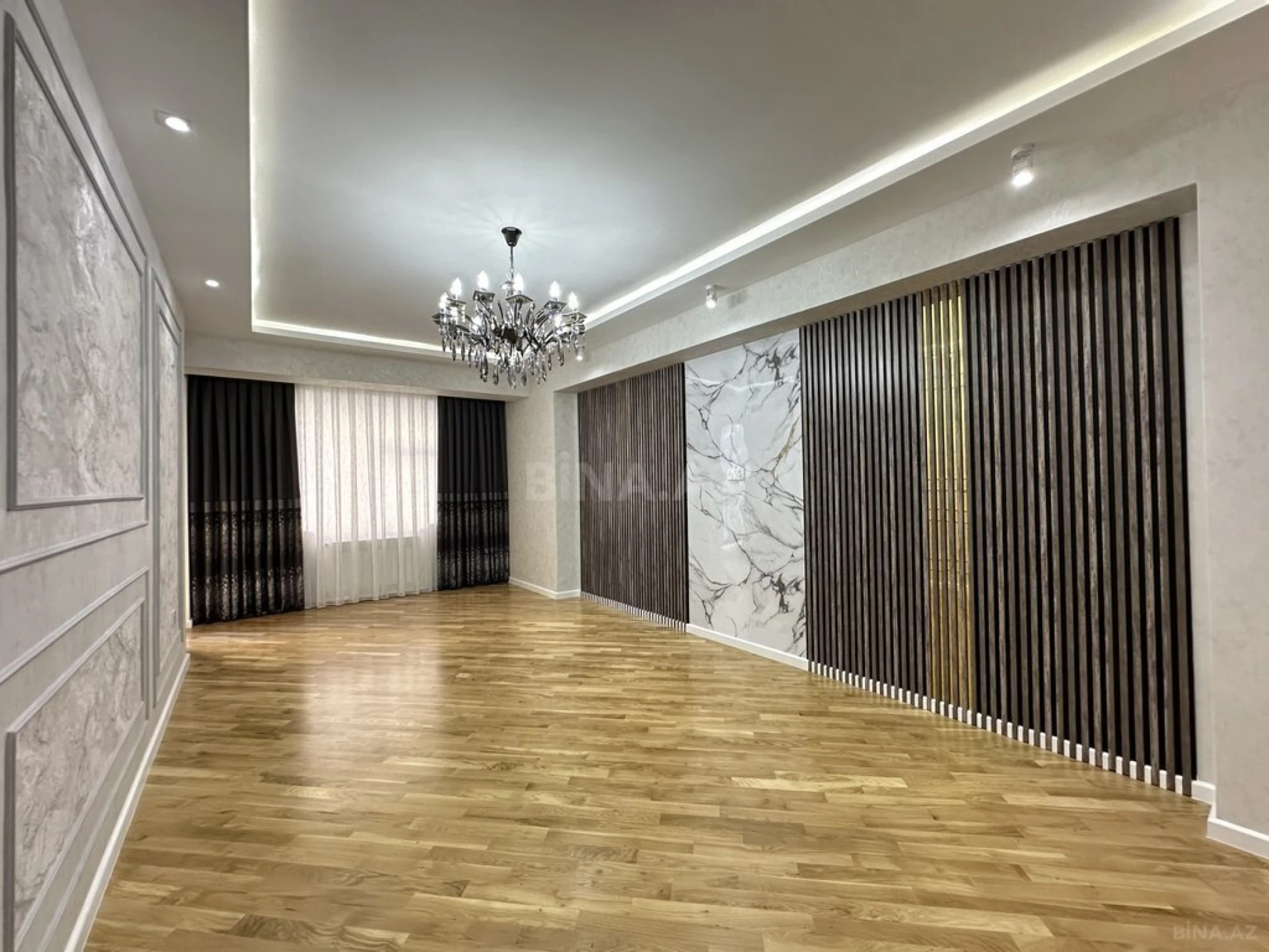 Satılır 4 otaqlı mənzil 155 m²