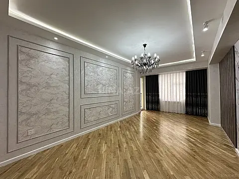 Satılır 4 otaqlı mənzil 155 m²