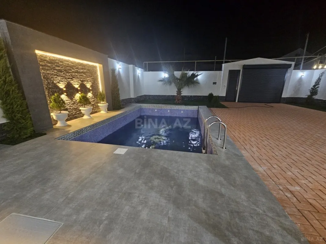 Satılır 4 otaqlı həyət evi 160 m²