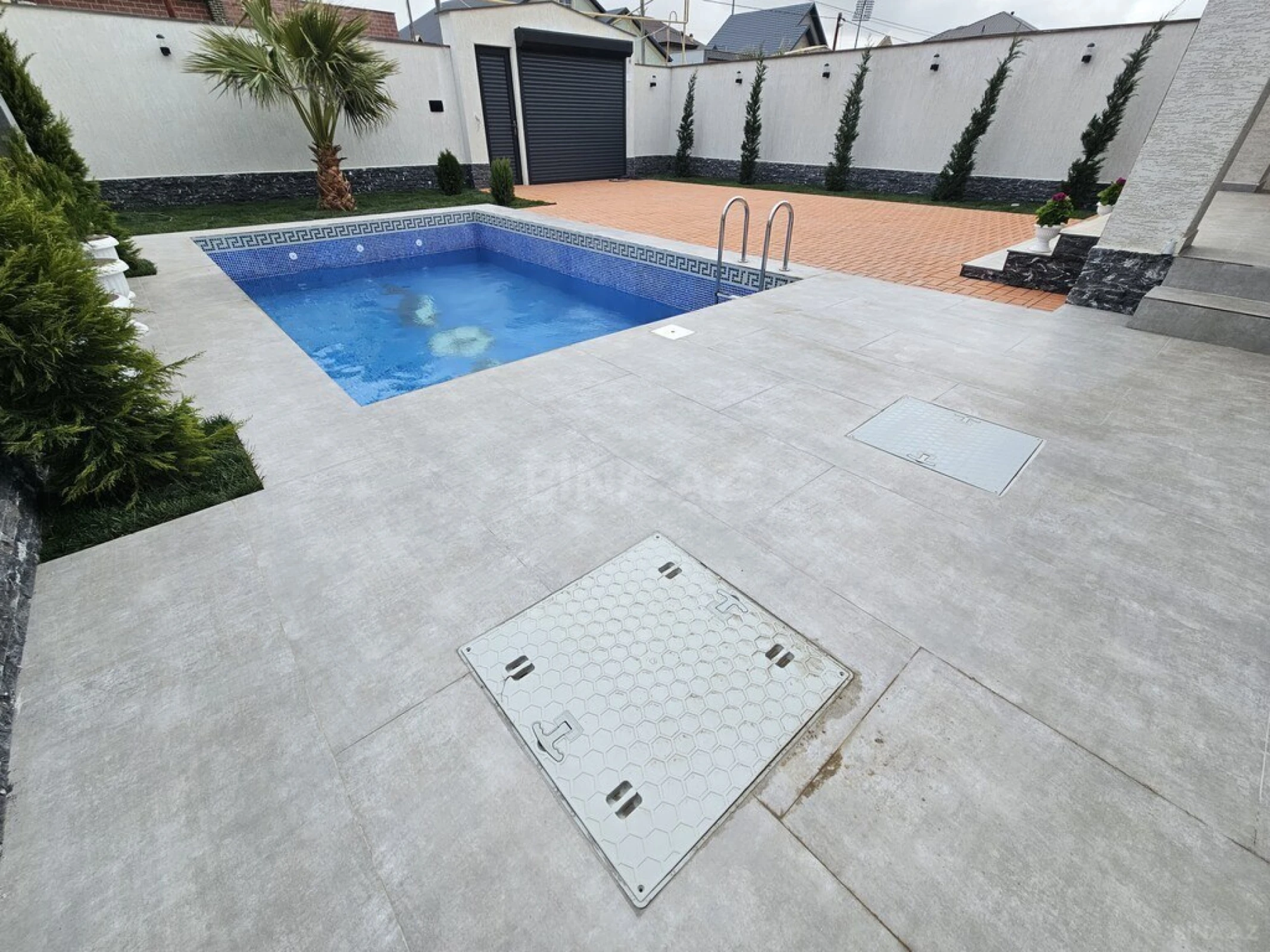 Satılır 4 otaqlı həyət evi 160 m²