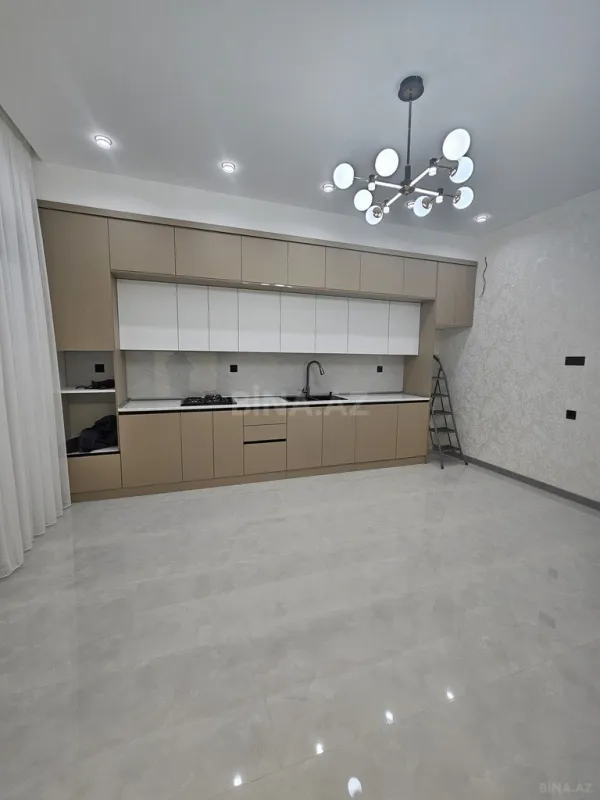 Satılır 4 otaqlı həyət evi 160 m²