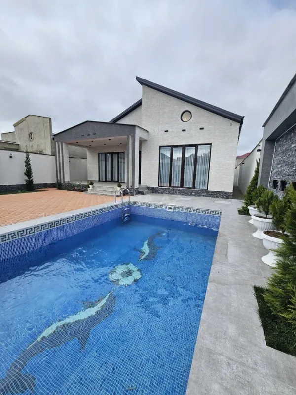 Satılır 4 otaqlı həyət evi 160 m²
