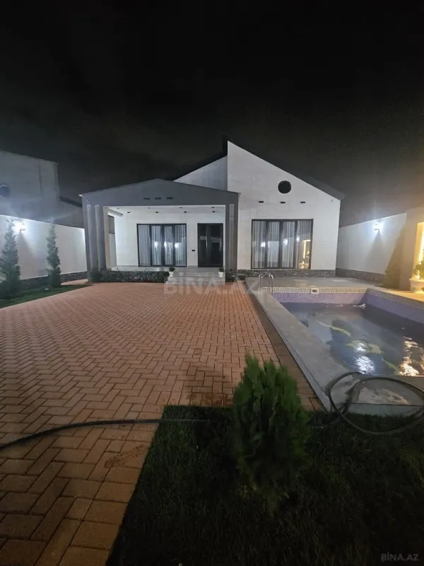 Satılır 4 otaqlı həyət evi 160 m²