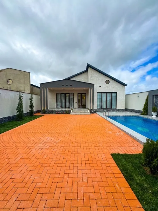 Satılır 4 otaqlı həyət evi 160 m²