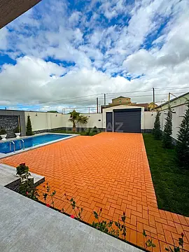 Satılır 4 otaqlı həyət evi 160 m²