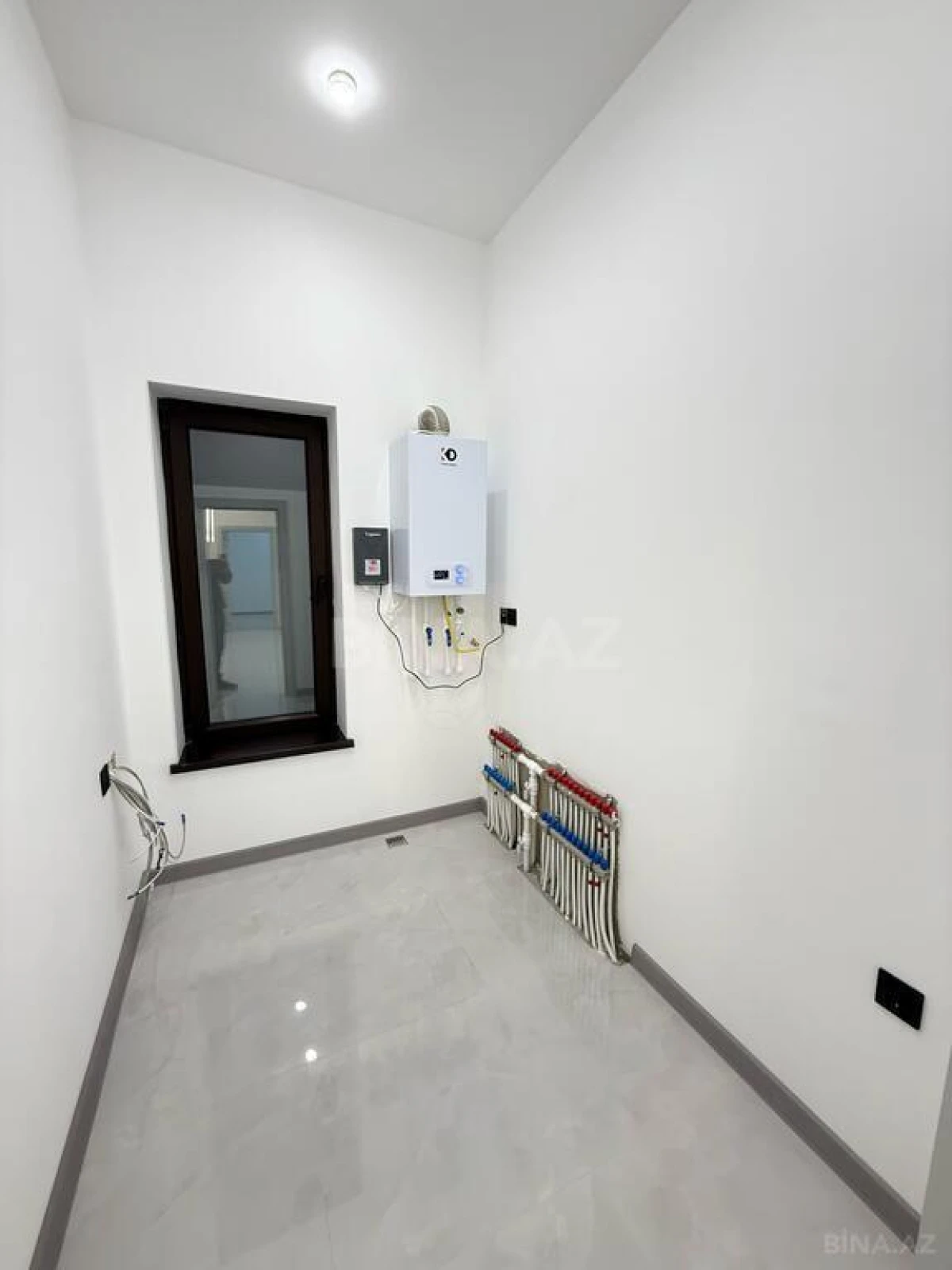 Satılır 4 otaqlı həyət evi 160 m²