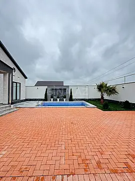 Satılır 4 otaqlı həyət evi 160 m²