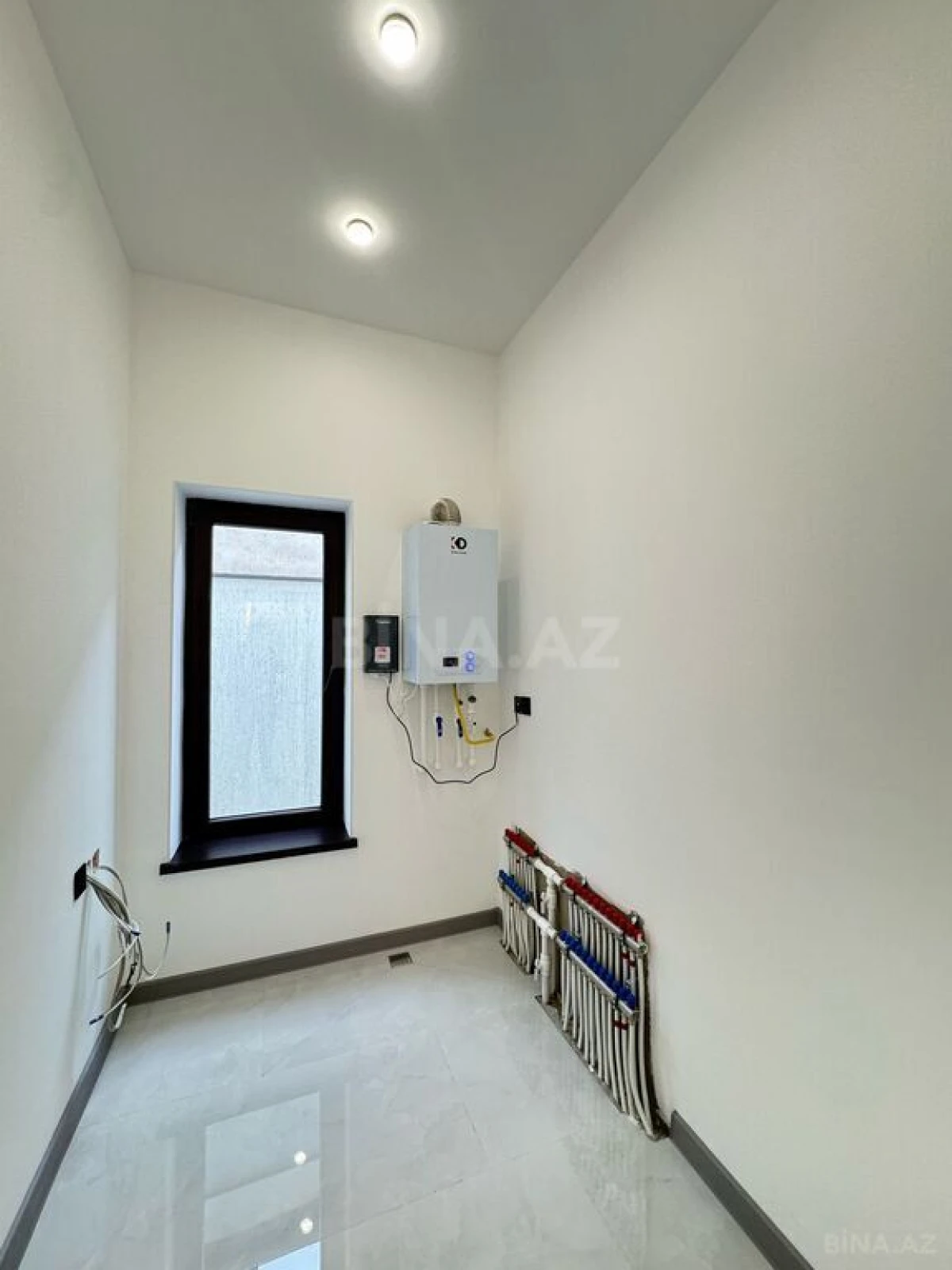 Satılır 4 otaqlı həyət evi 160 m²