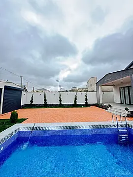 Satılır 4 otaqlı həyət evi 160 m²