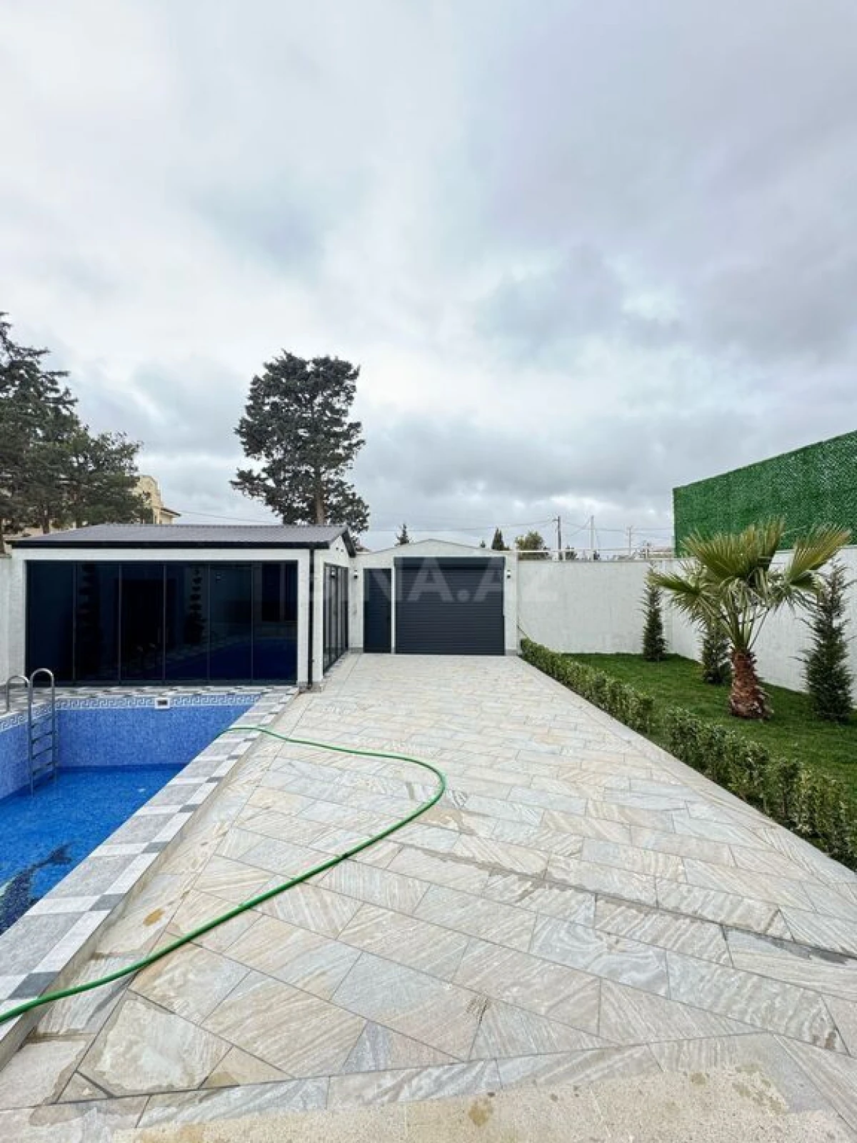 Satılır 4 otaqlı həyət evi 190 m²