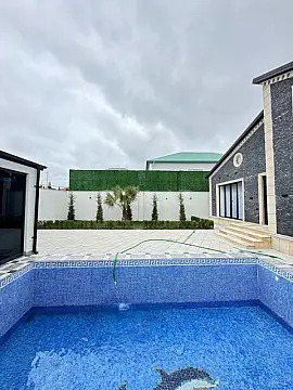 Satılır 4 otaqlı həyət evi 190 m²