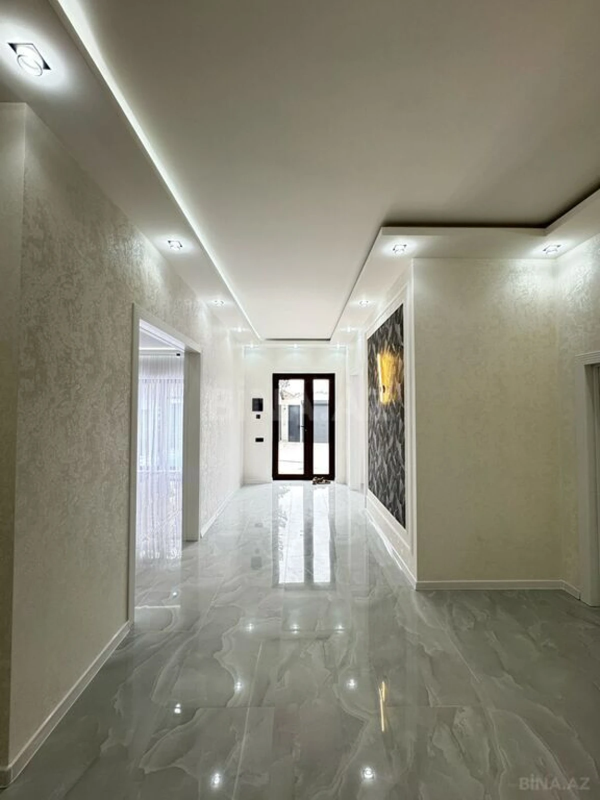 Satılır 4 otaqlı həyət evi 190 m²