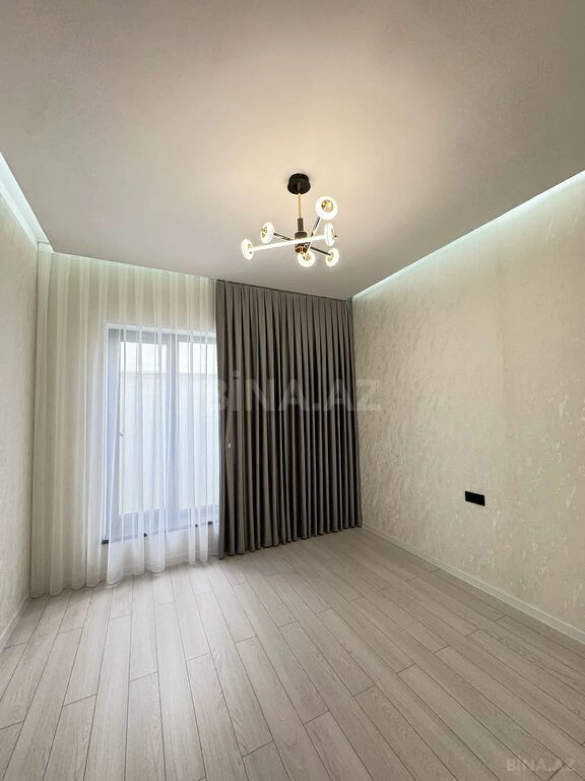 Satılır 4 otaqlı həyət evi 190 m²