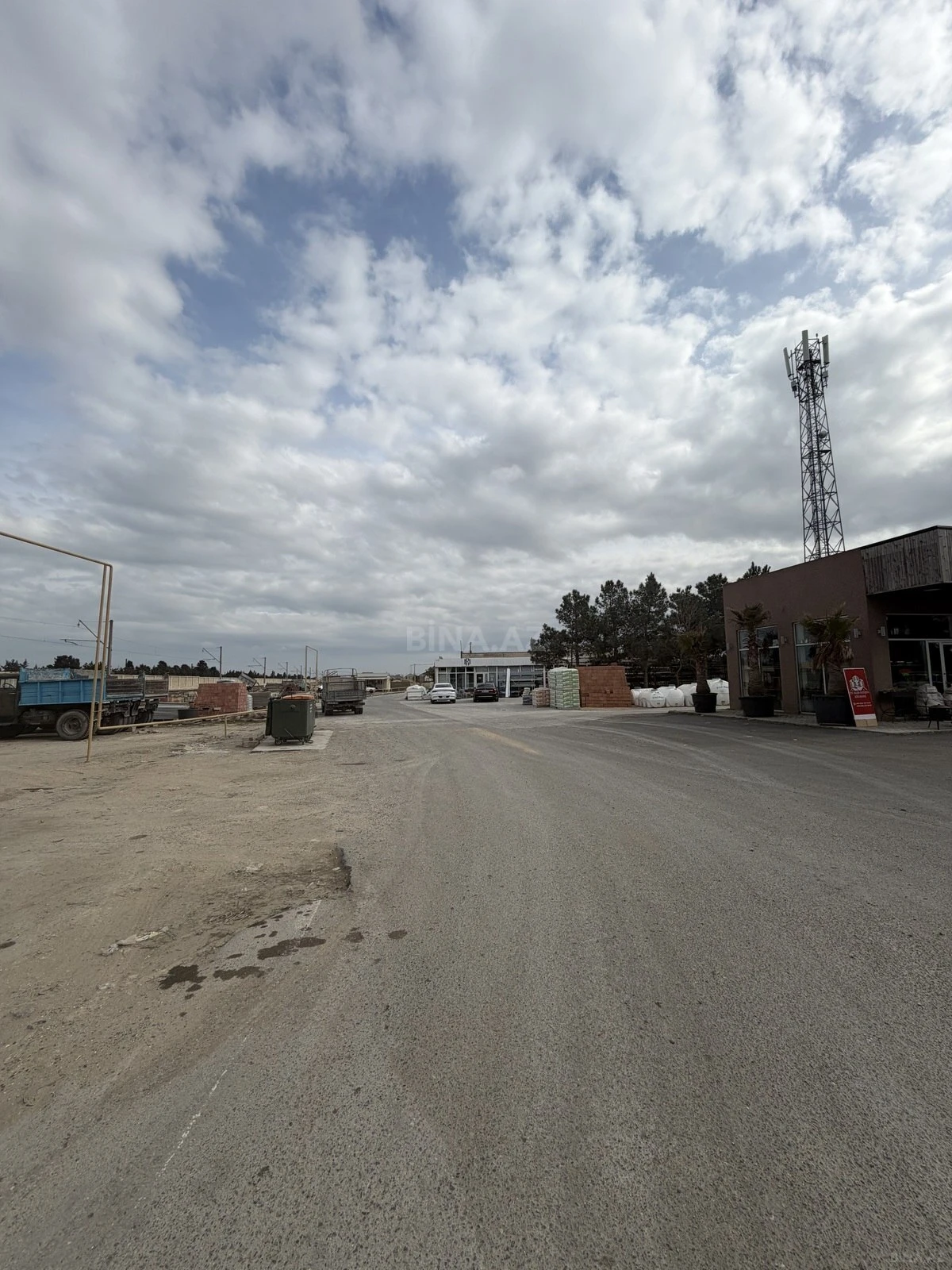 Satılır torpaq sahəsi 10 m²