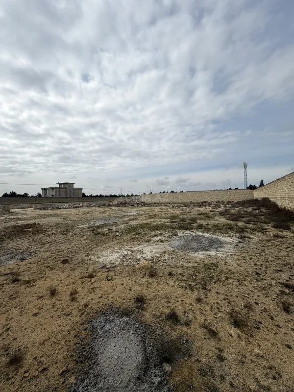 Satılır torpaq sahəsi 10 m²