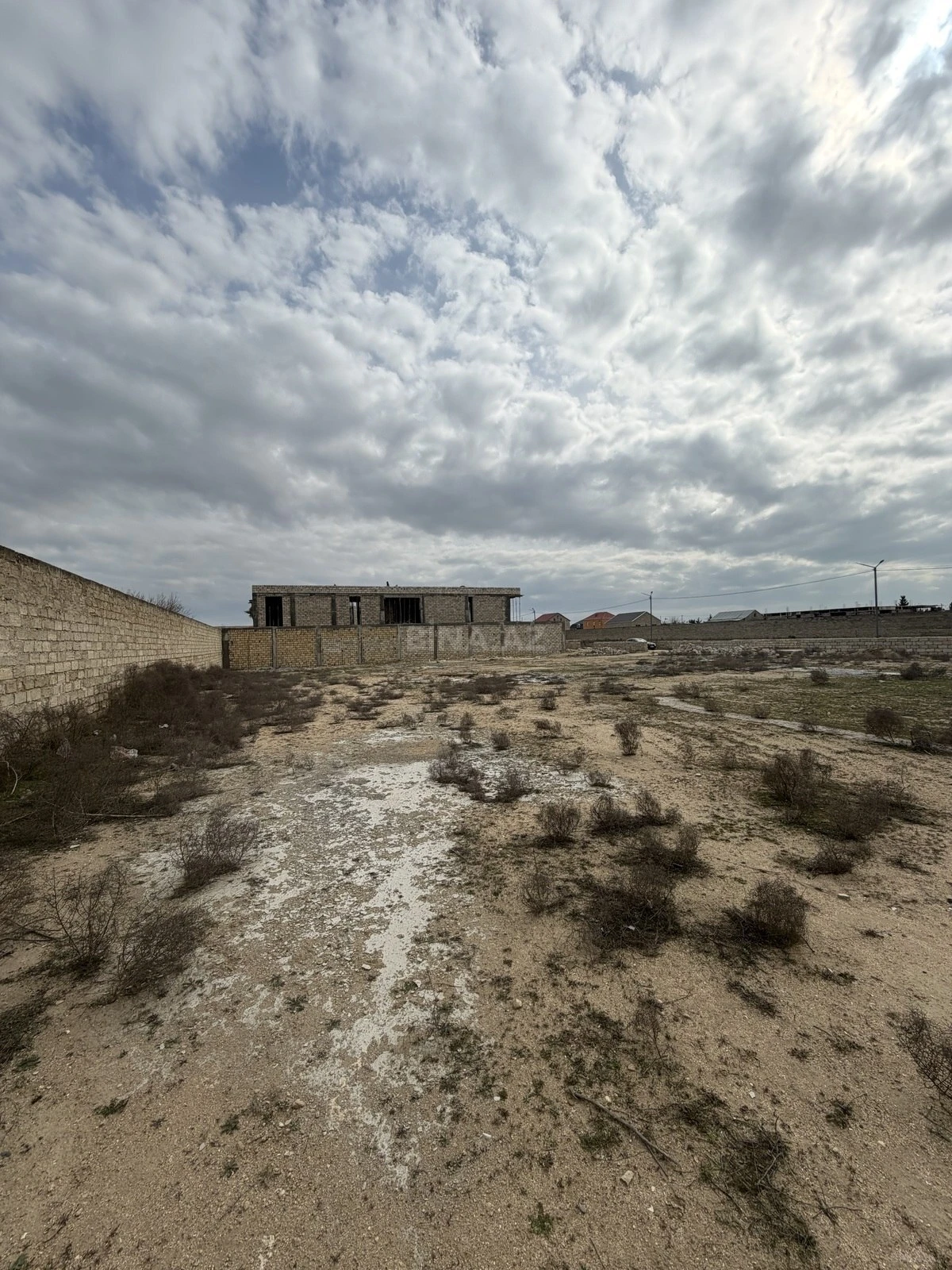 Satılır torpaq sahəsi 10 m²