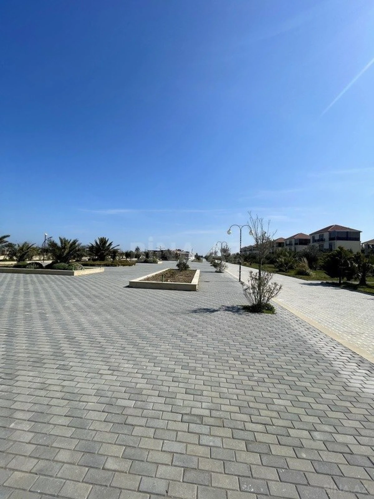 Satılır 2 otaqlı mənzil 53 m²