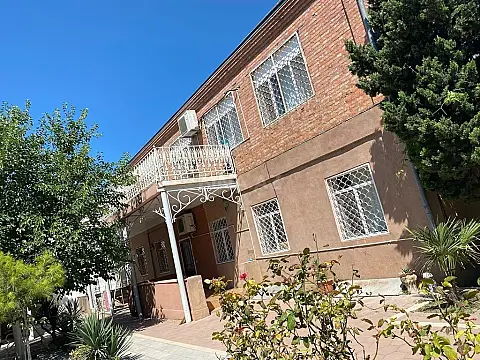 Satılır 8 otaqlı həyət evi 300 m² — Bakı, Şüvəlan 8 otaq 300.00 m²