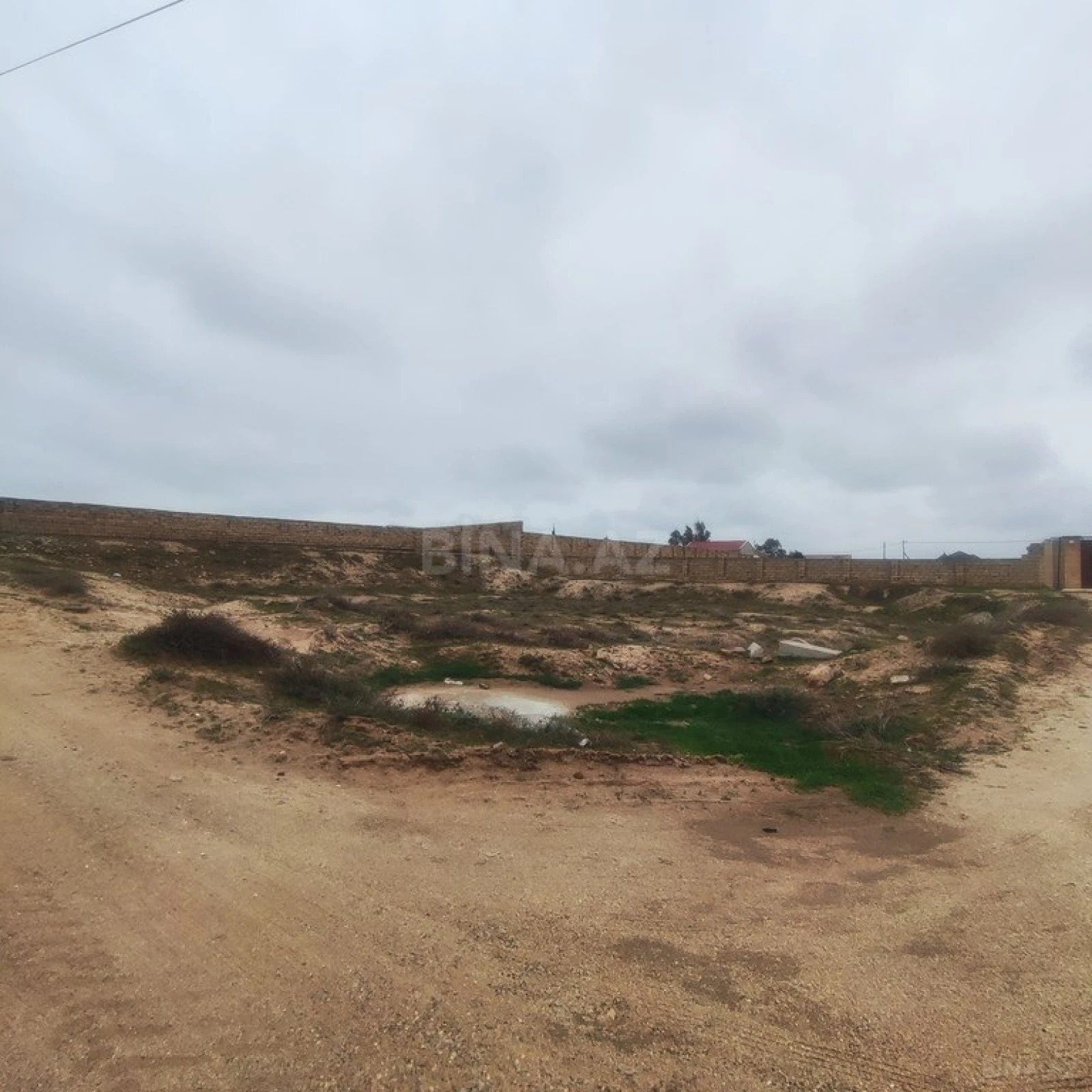 Satılır torpaq sahəsi 12 m²