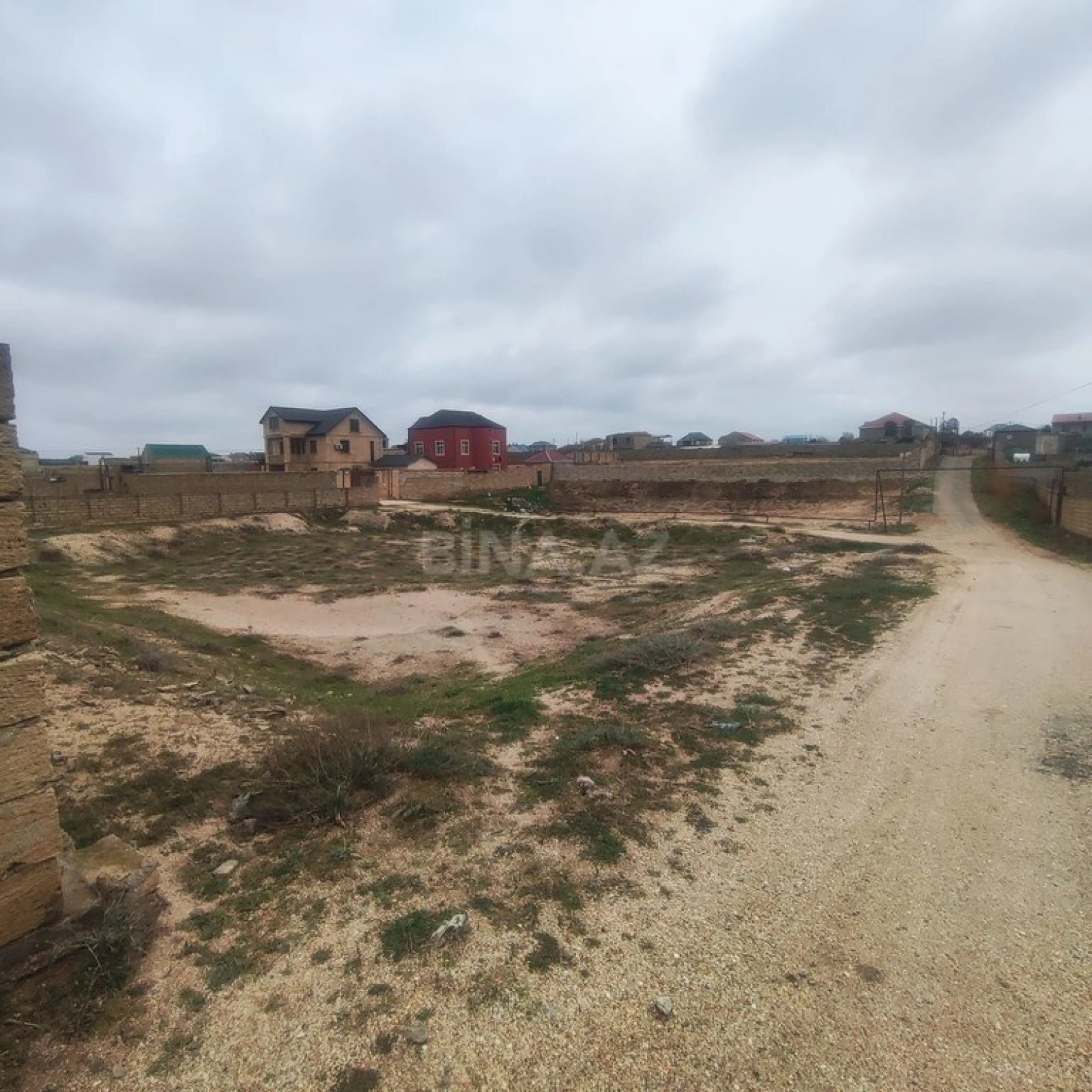 Satılır torpaq sahəsi 12 m²