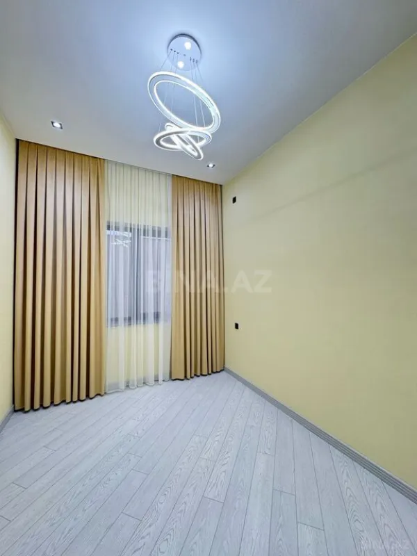 Satılır 4 otaqlı həyət evi 180 m²