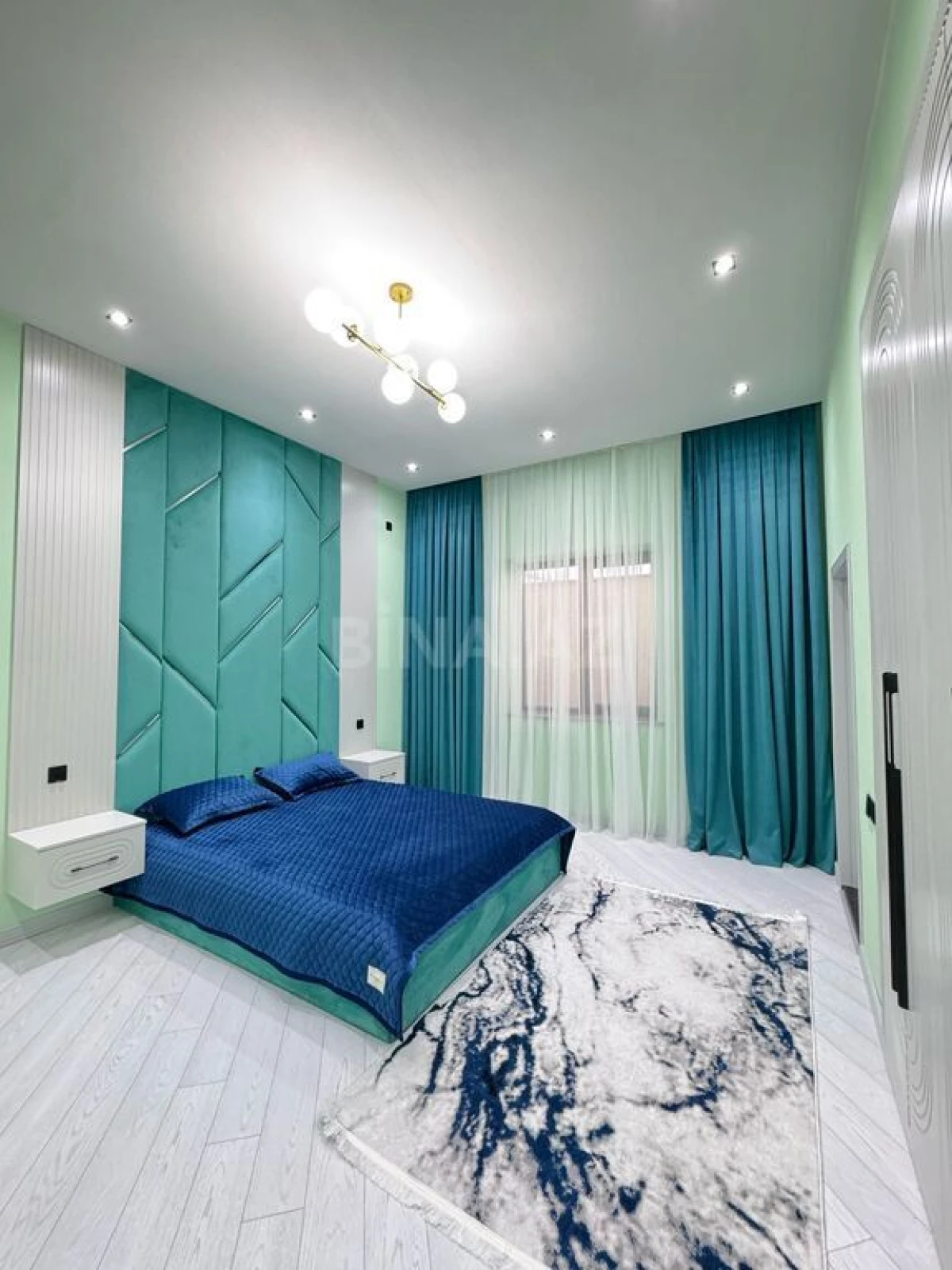 Satılır 4 otaqlı həyət evi 180 m²