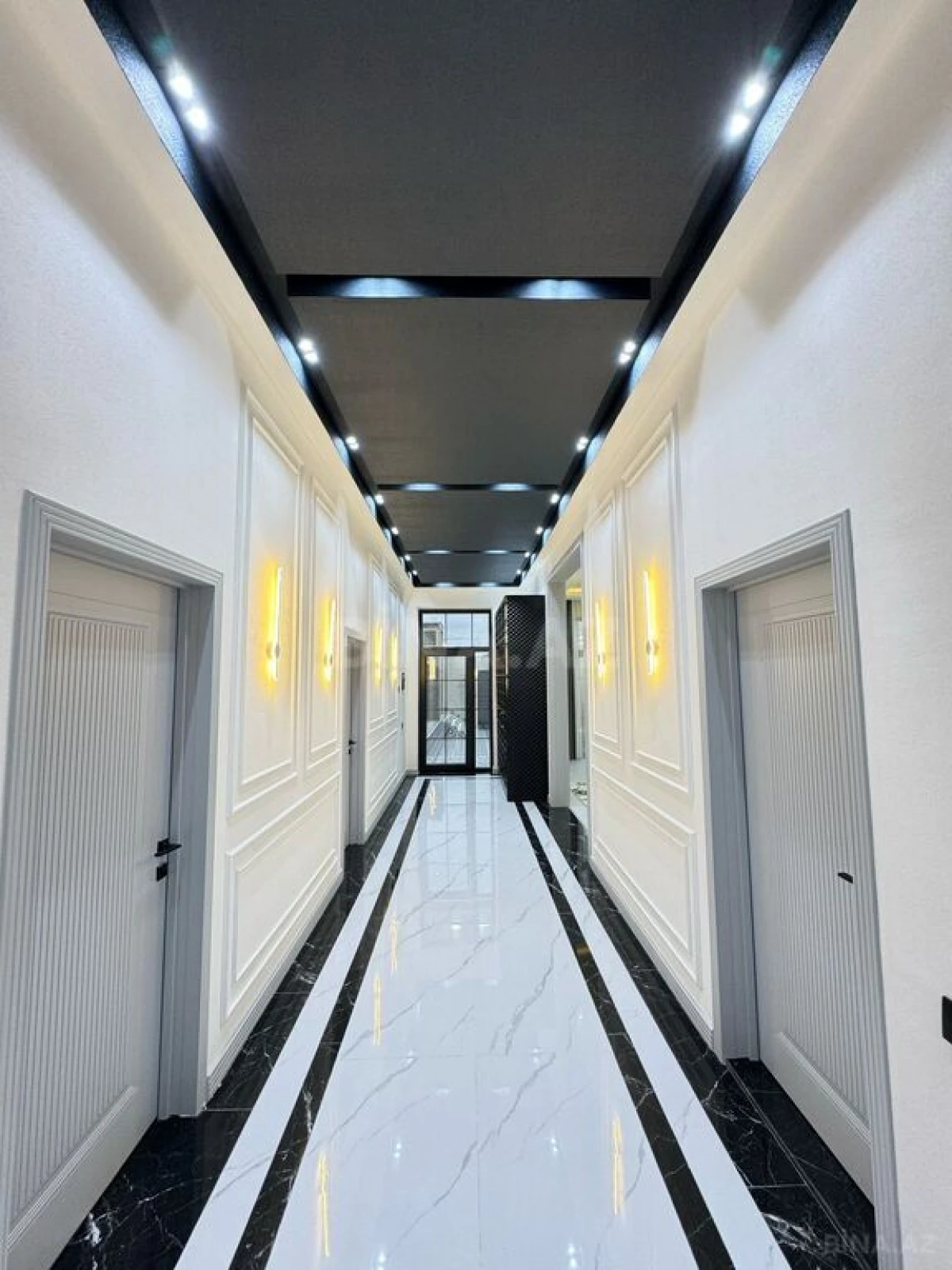 Satılır 4 otaqlı həyət evi 180 m²