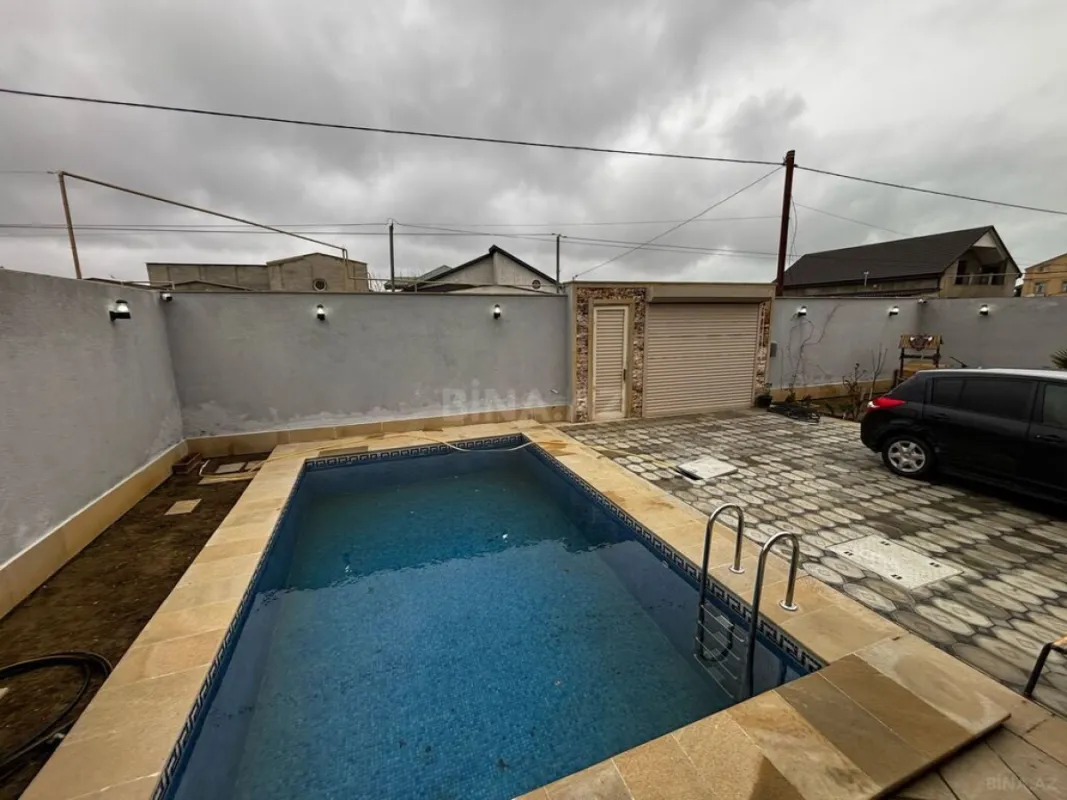 Satılır 4 otaqlı həyət evi 150 m²