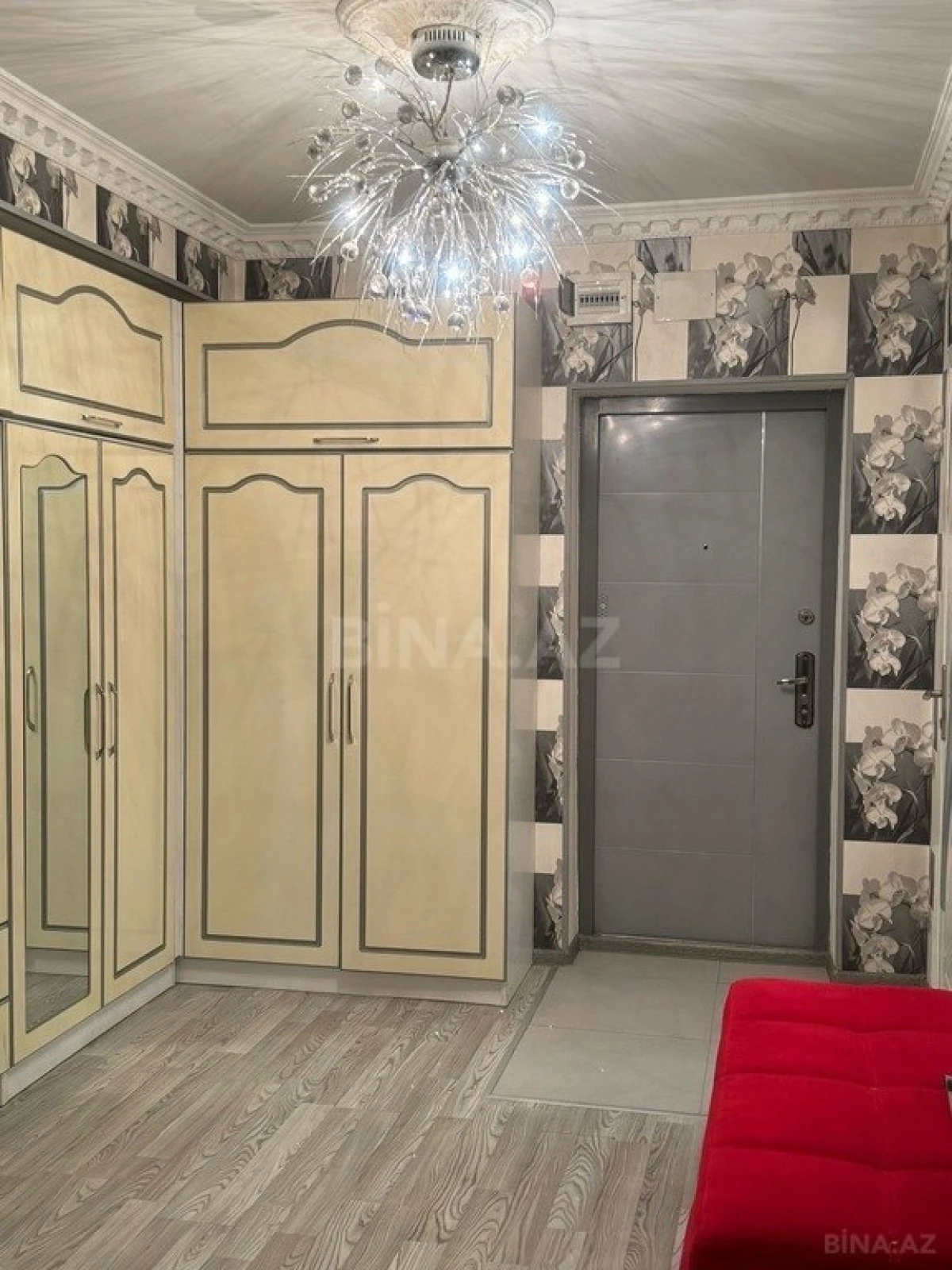 Satılır 3 otaqlı mənzil 82 m²