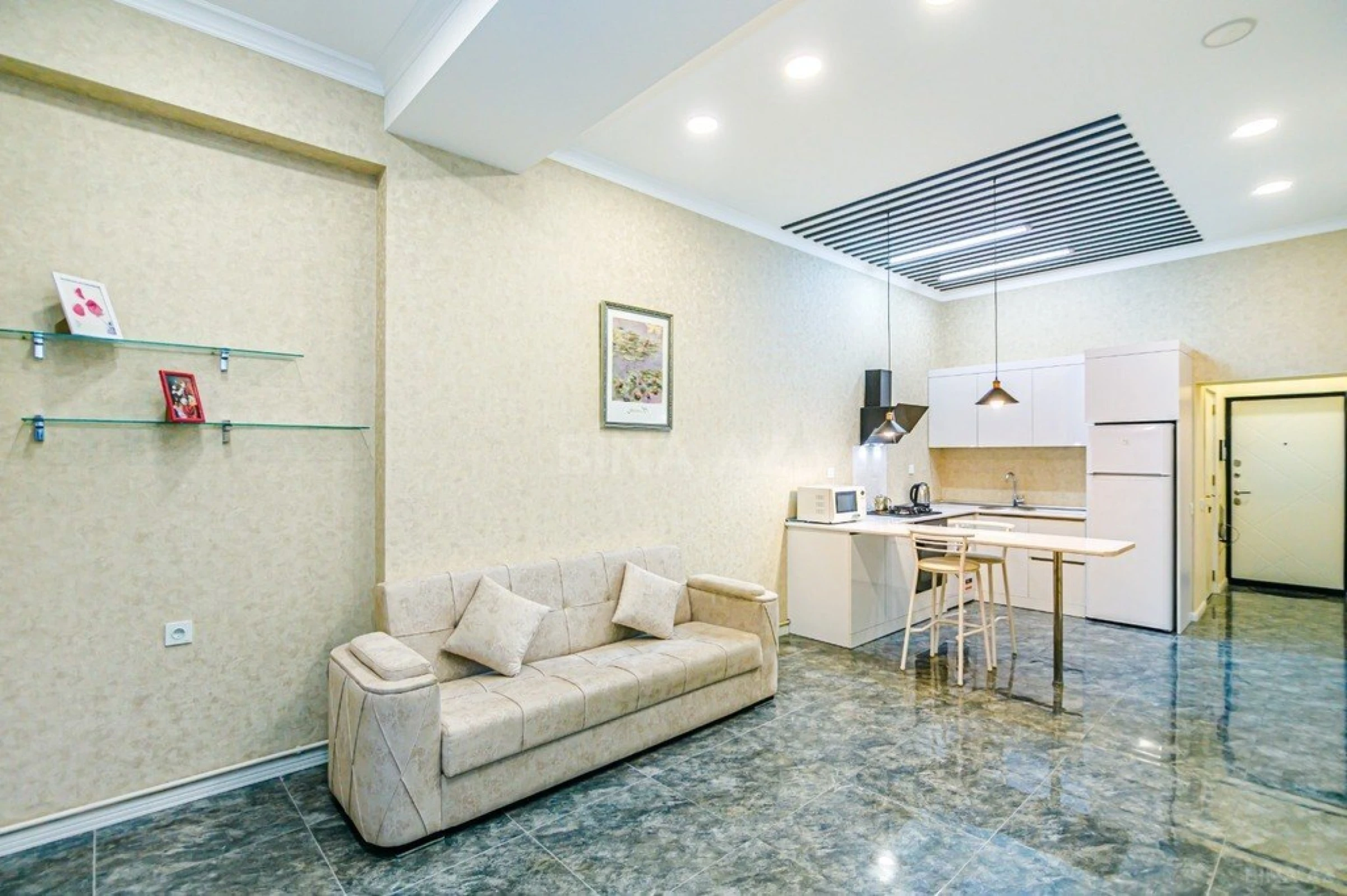 Kirayə verilir 2 otaqlı mənzil 60 m²
