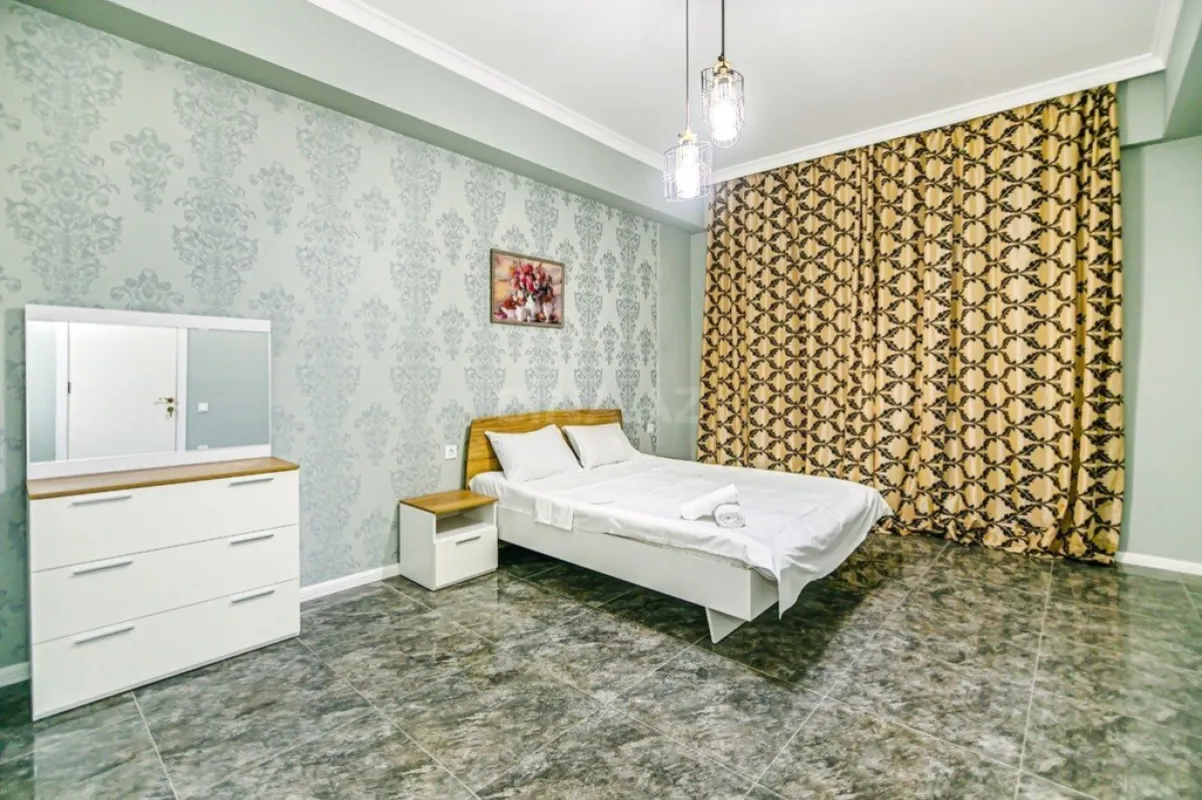 Kirayə verilir 2 otaqlı mənzil 60 m²