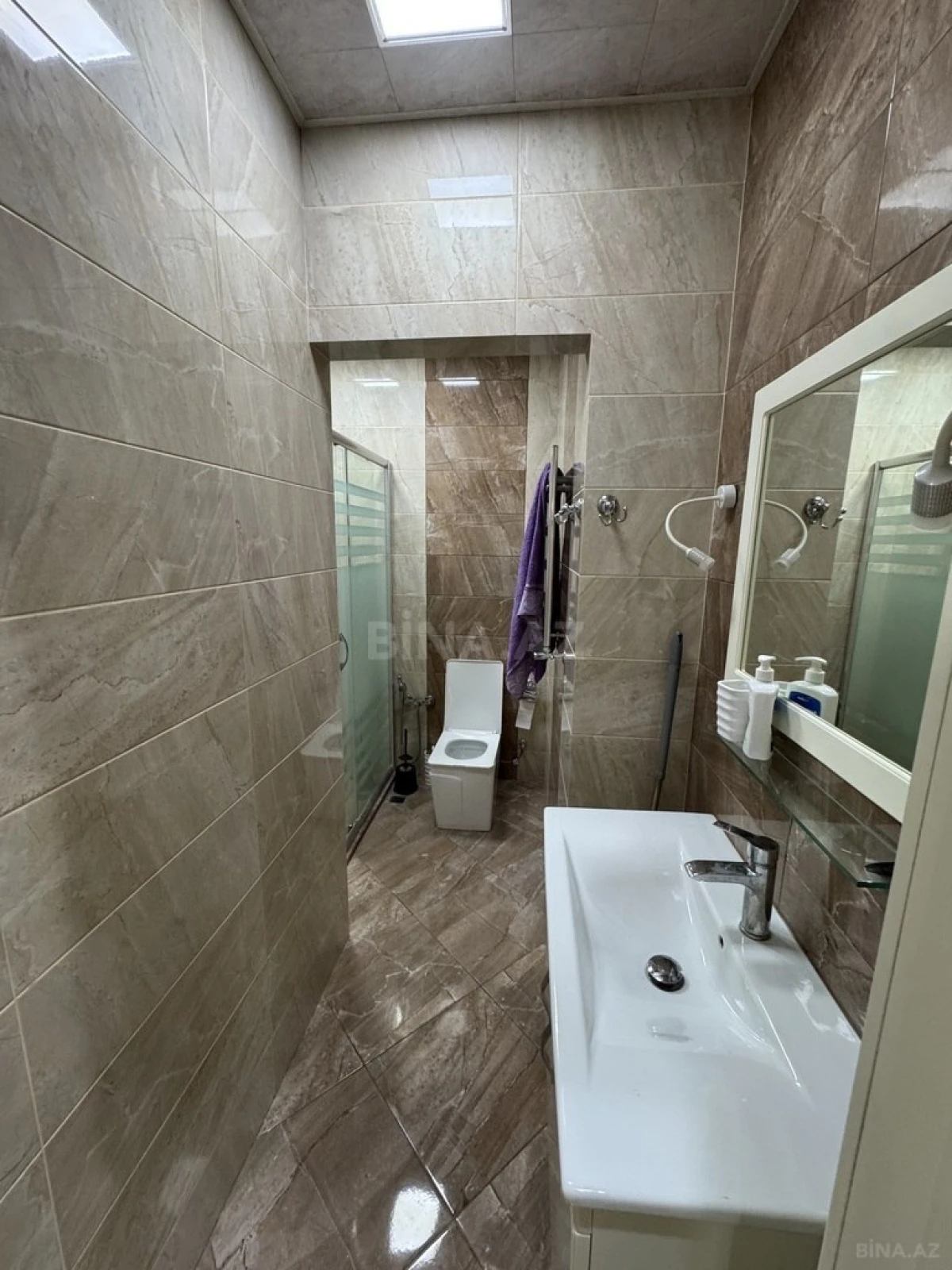 Satılır 4 otaqlı mənzil 181 m²