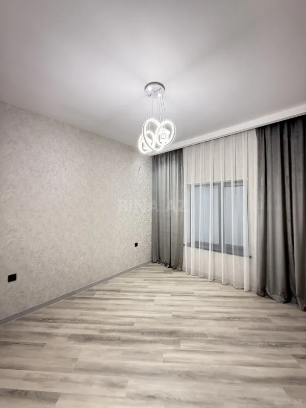 Satılır 4 otaqlı həyət evi 145 m²