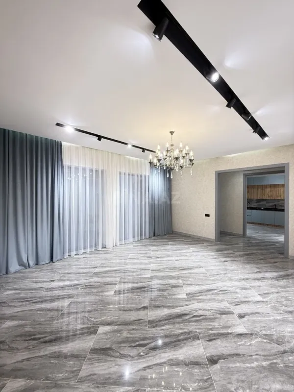 Satılır 4 otaqlı həyət evi 145 m²
