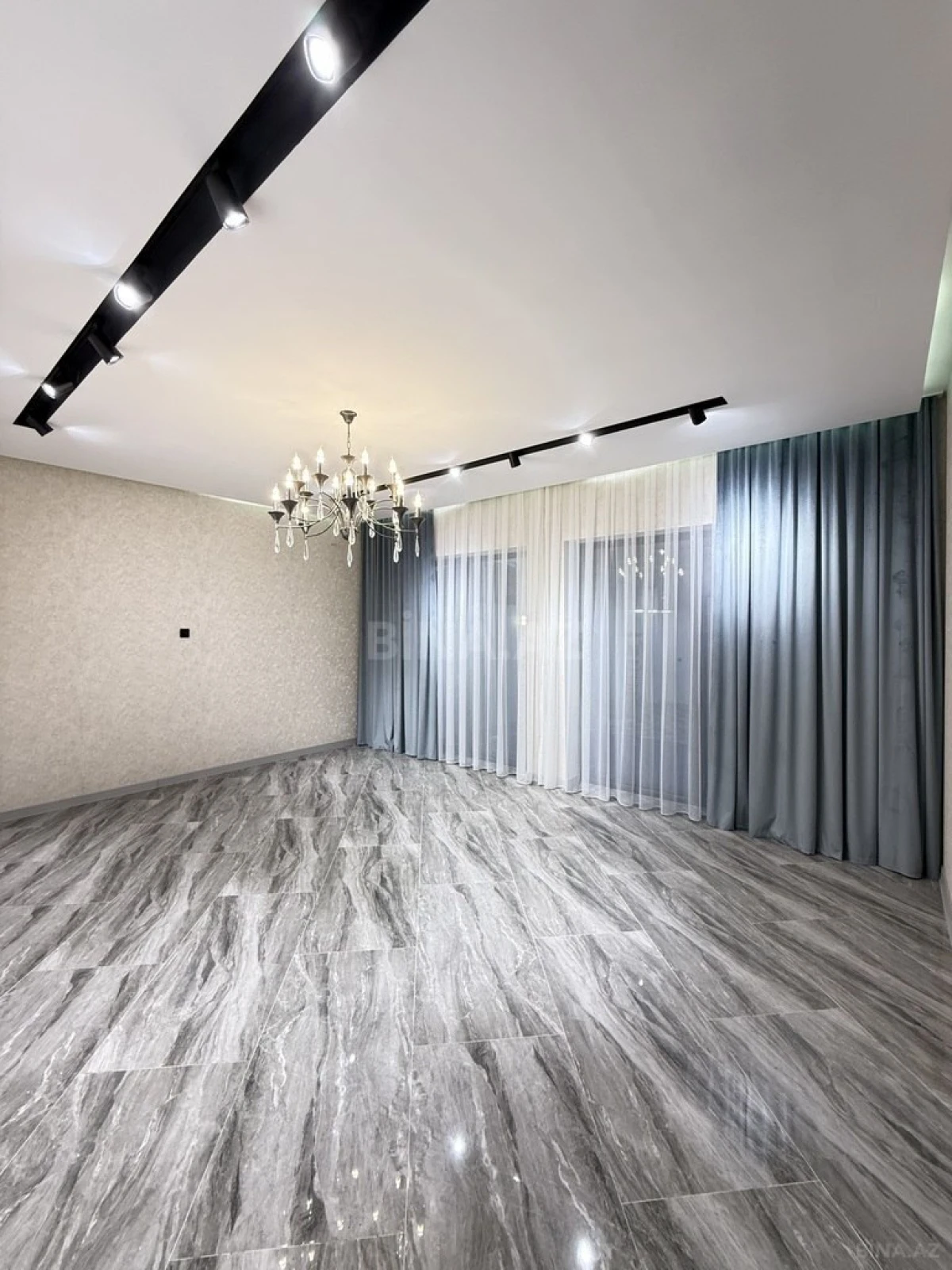 Satılır 4 otaqlı həyət evi 145 m²