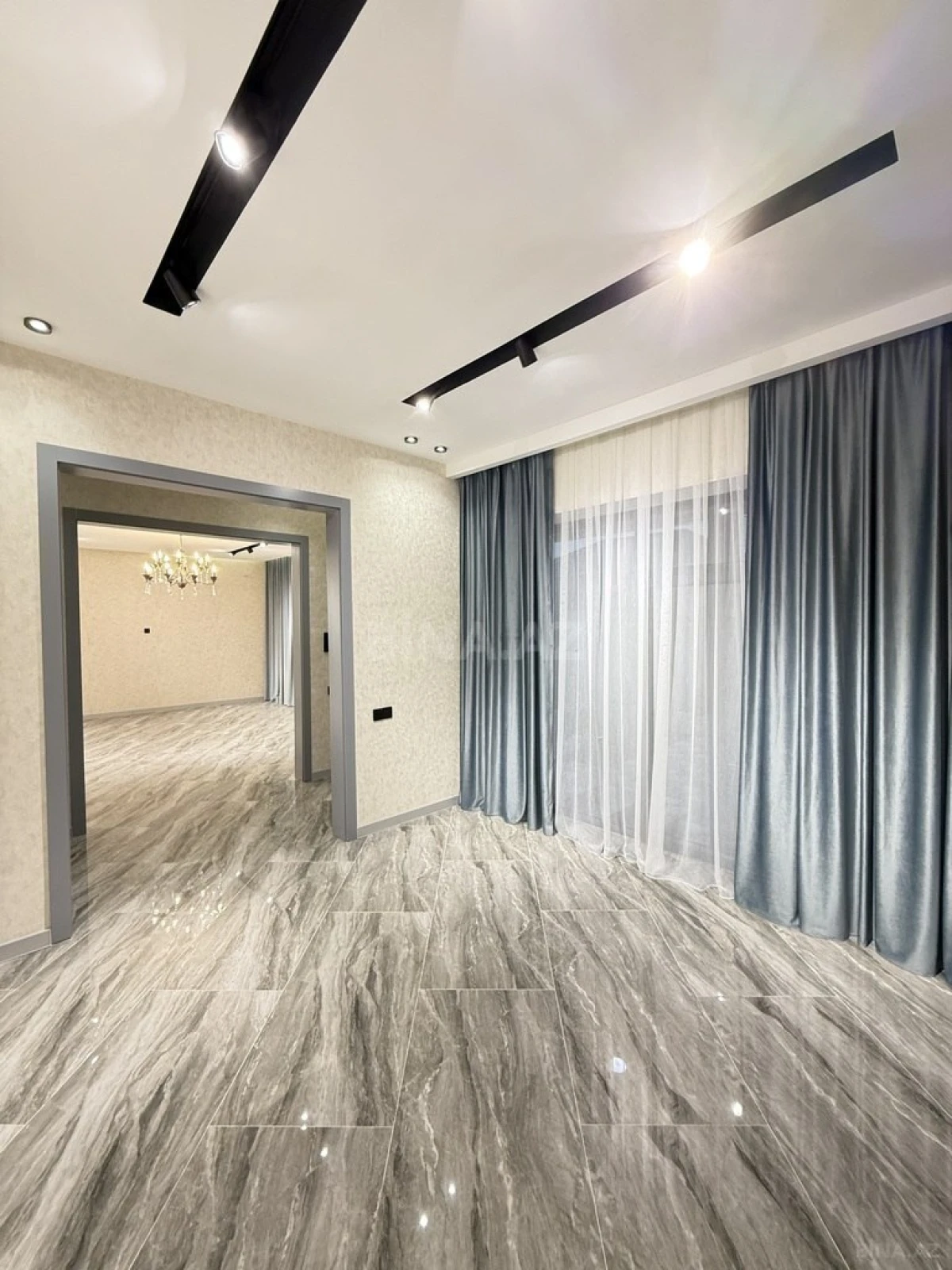Satılır 4 otaqlı həyət evi 145 m²