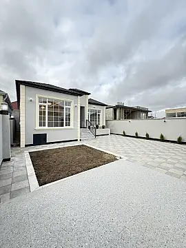 Satılır 4 otaqlı həyət evi 145 m²