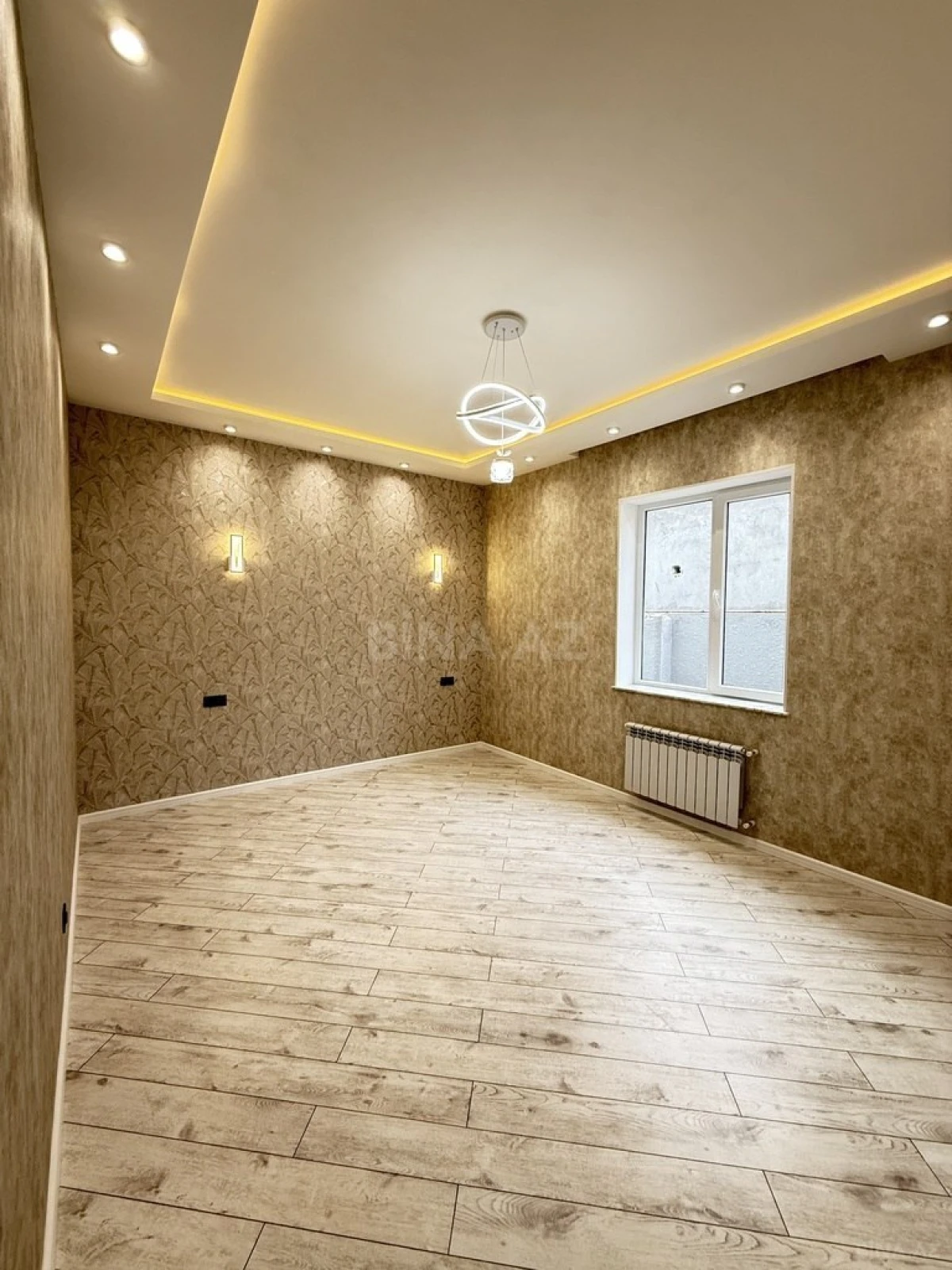 Satılır 4 otaqlı həyət evi 145 m²