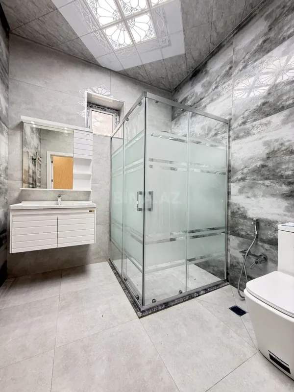 Satılır 4 otaqlı həyət evi 145 m²