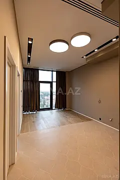 Satılır 3 otaqlı mənzil 138 m²