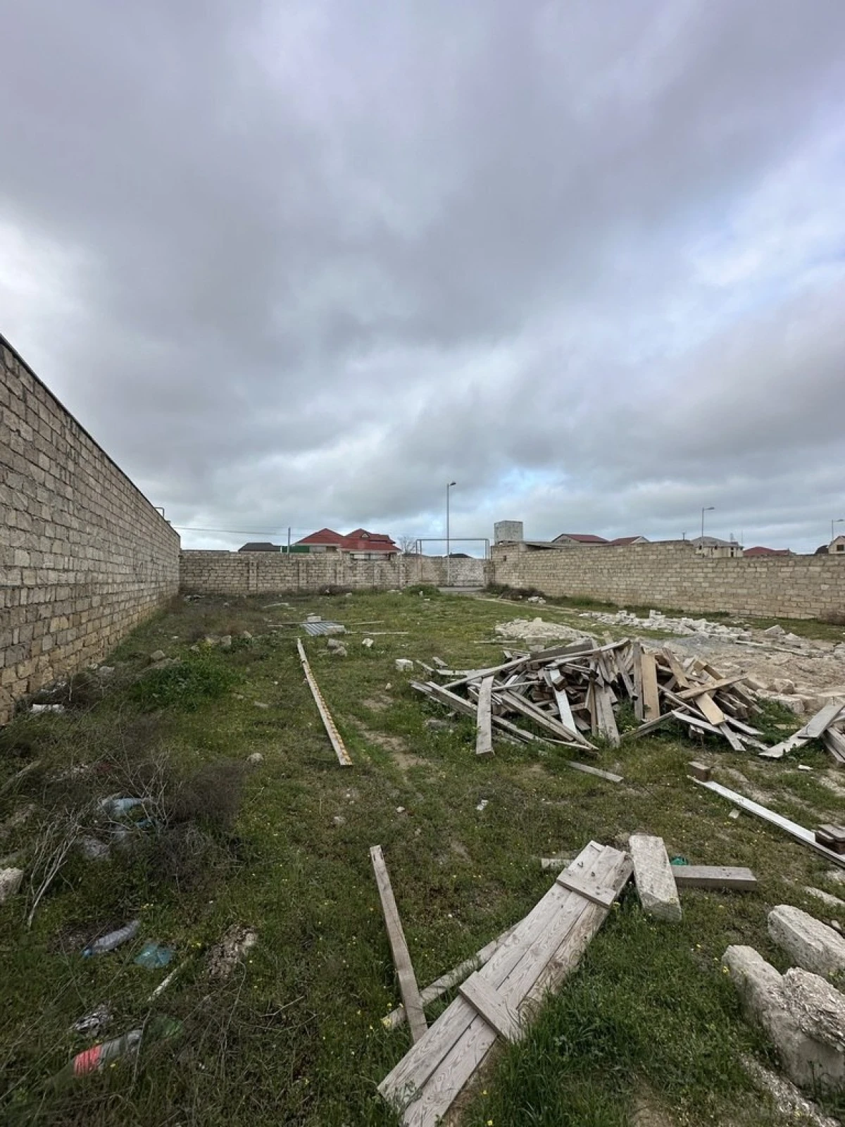 Satılır torpaq sahəsi 6 m²