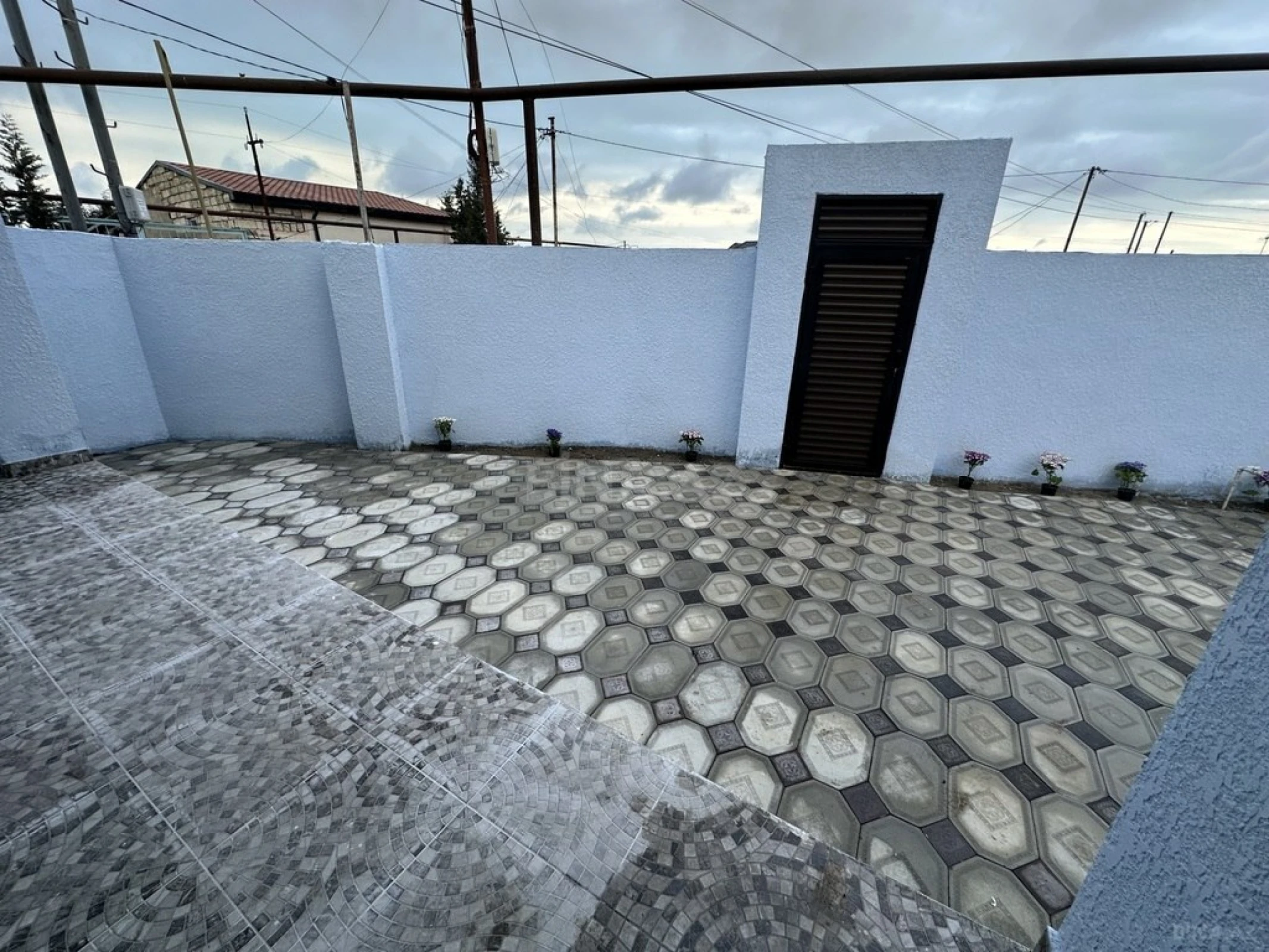 Satılır 3 otaqlı həyət evi 100 m²