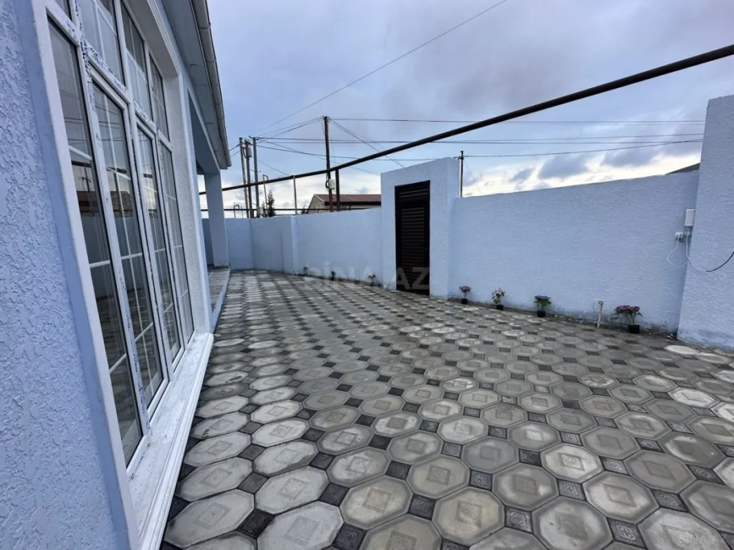 Satılır 3 otaqlı həyət evi 100 m²