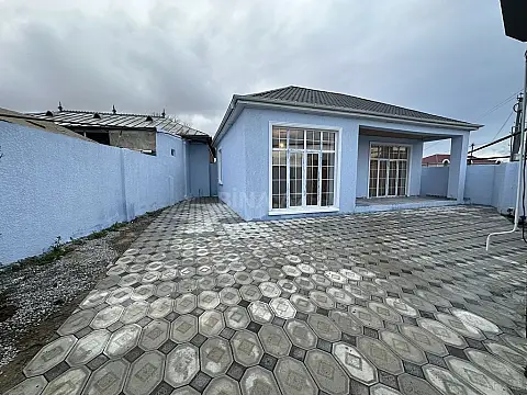 Satılır 3 otaqlı həyət evi 100 m²
